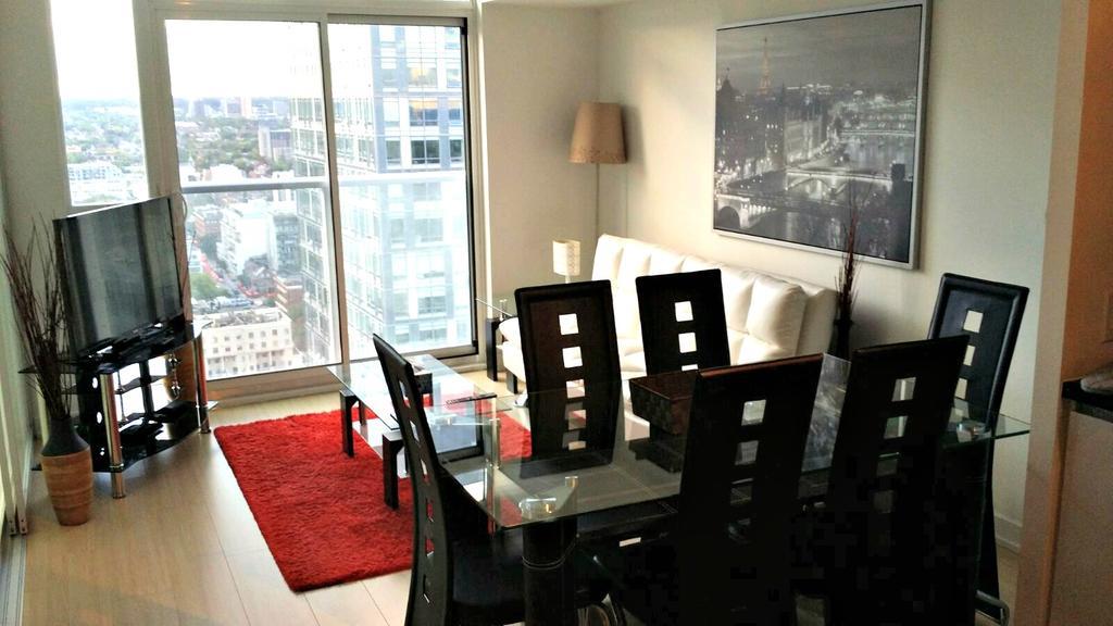 Pelicanstay In Toronto Entertainment District Екстериор снимка